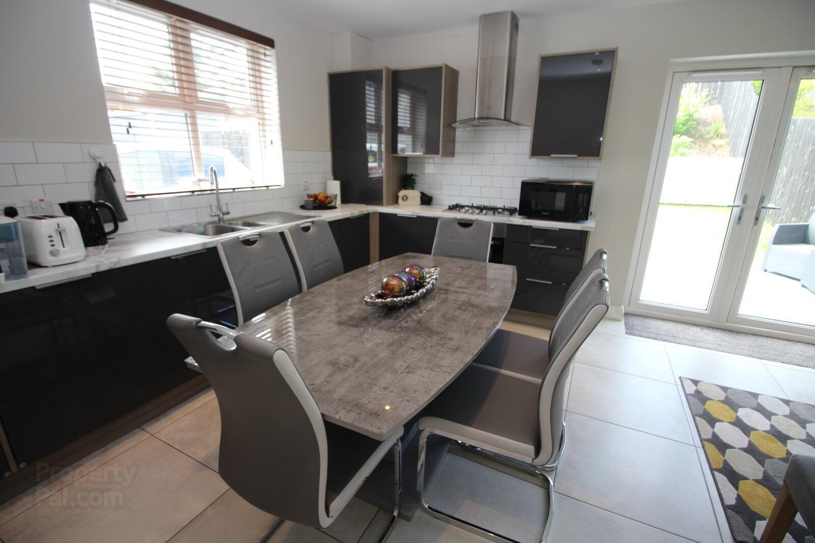 19 Ashbourne Manor Square 6 of 17