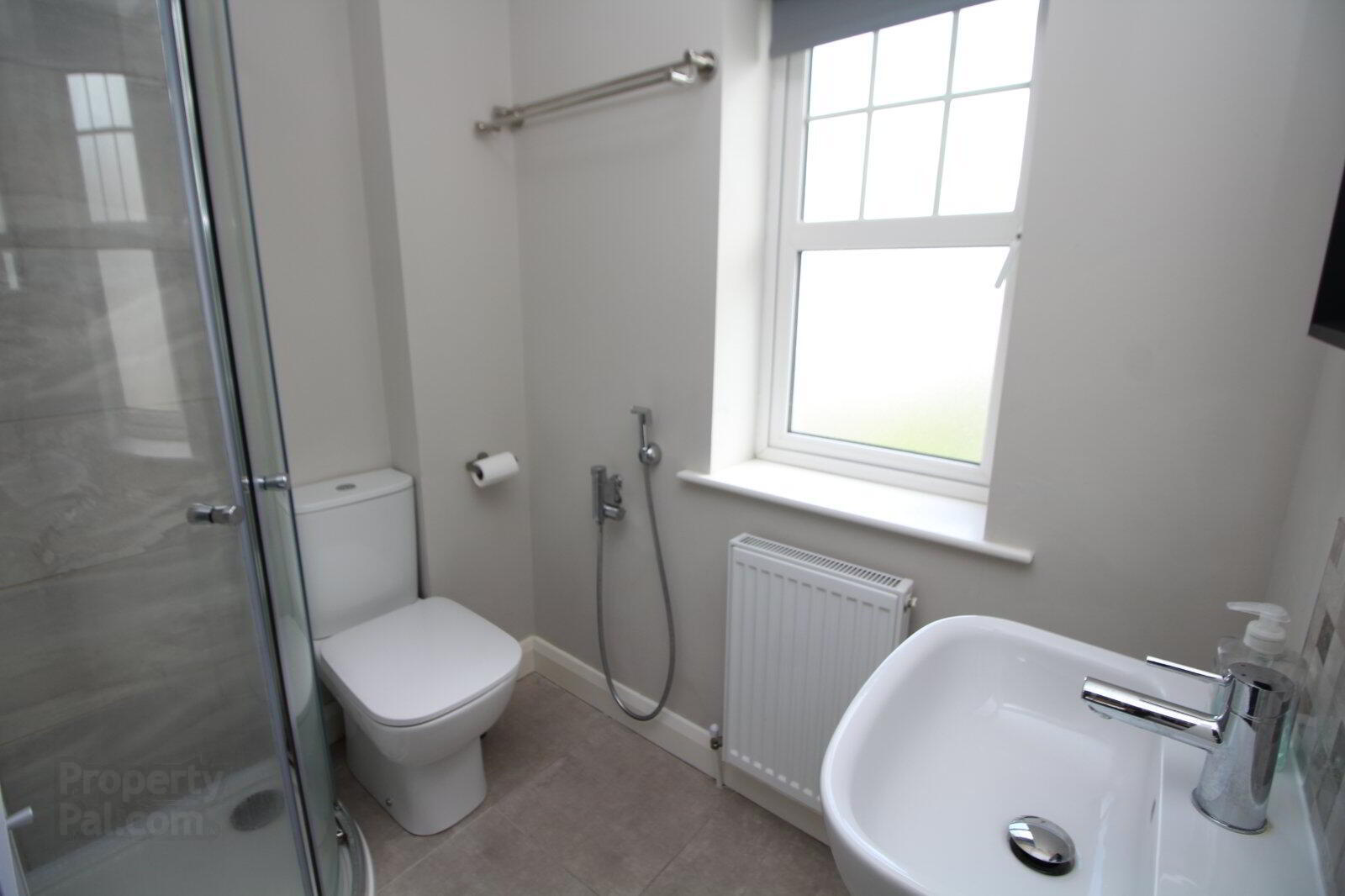 19 Ashbourne Manor Square 11 of 17