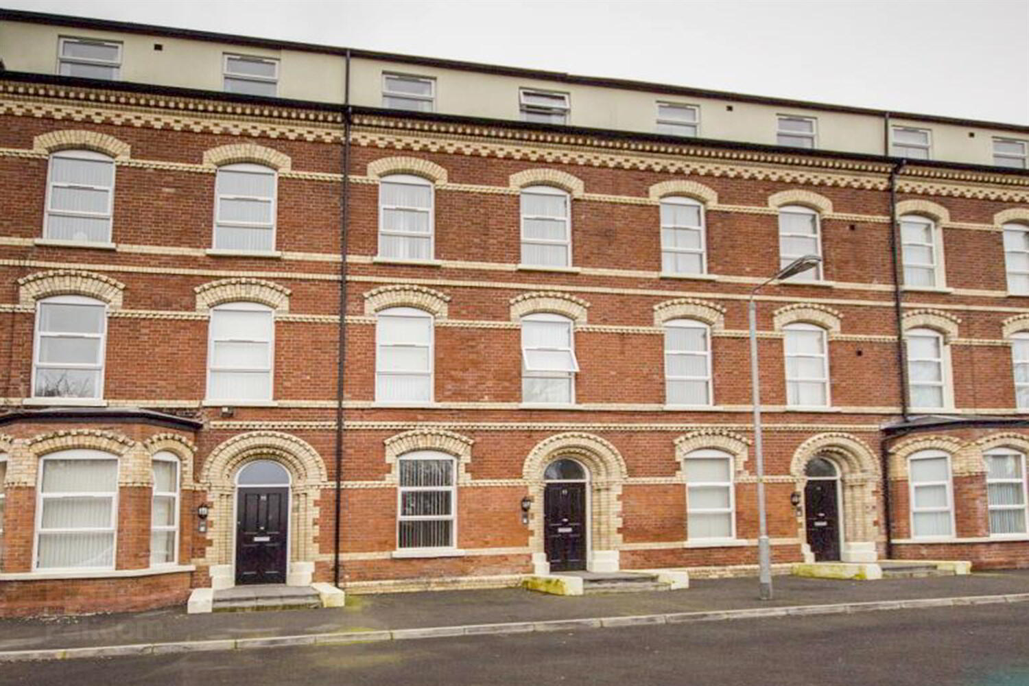 2, 13 Kinnaird Terrace 1 of 6
