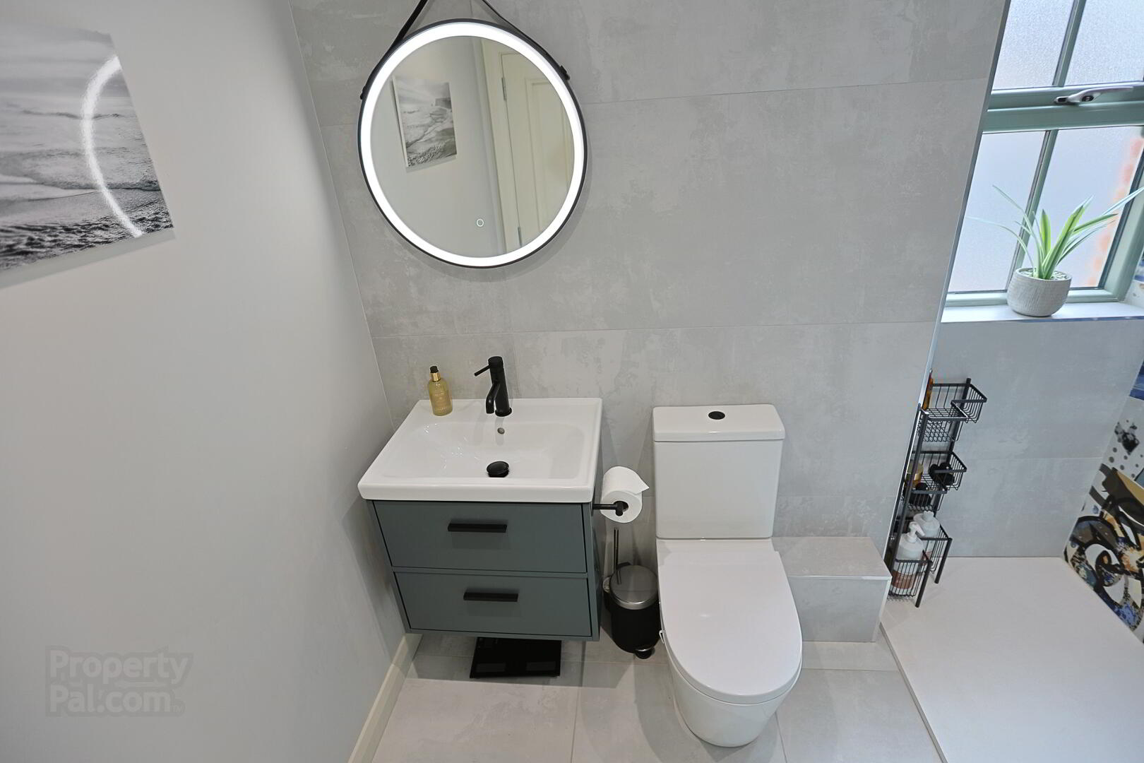 3 Blackthorn Manor 80 of 102
