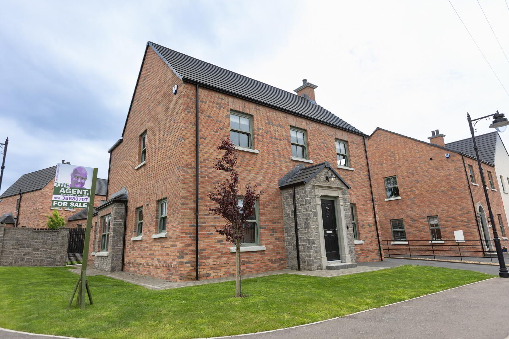 3 Blackthorn Manor 2 of 102