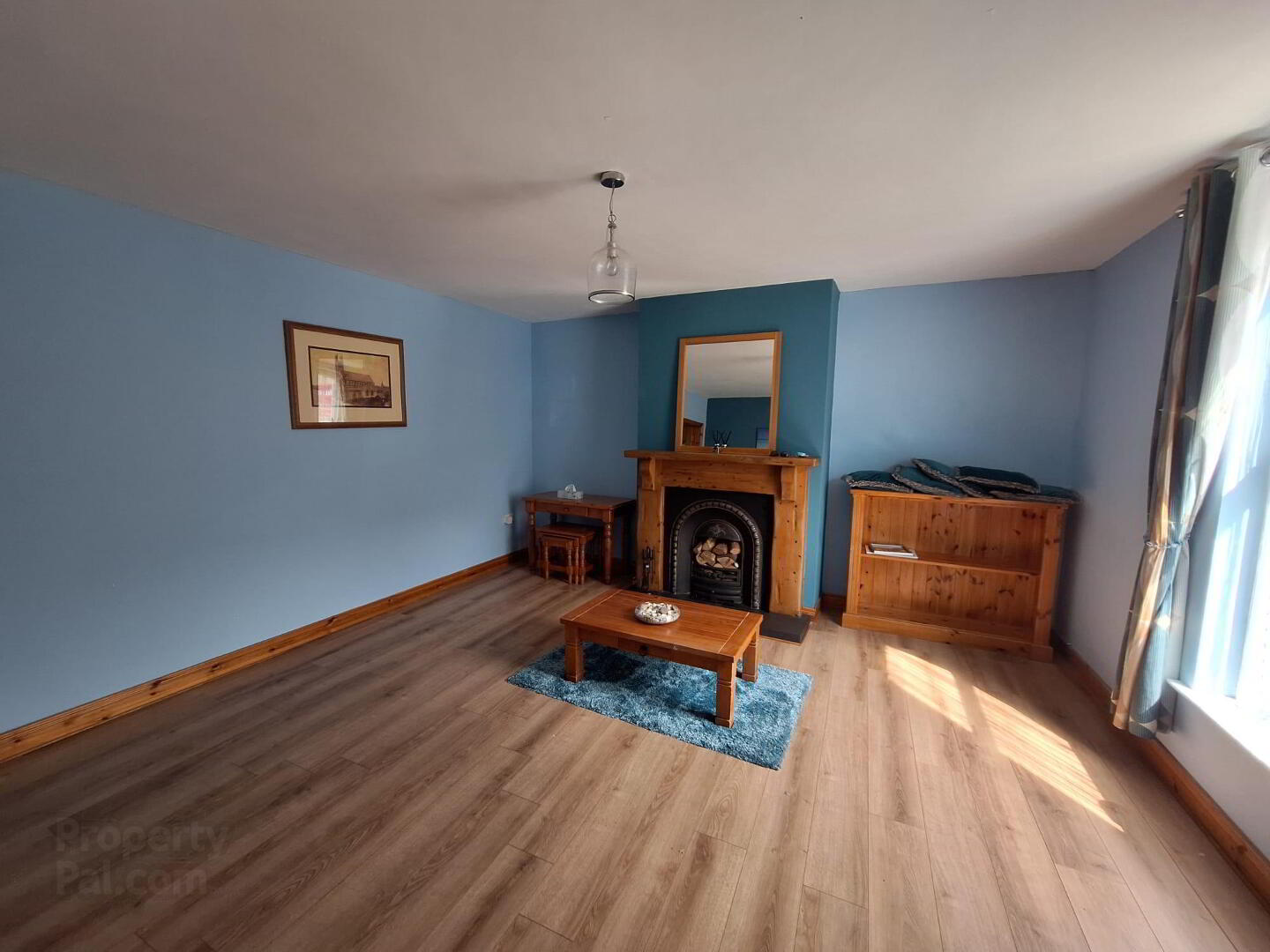 18 Market Court 3 of 23