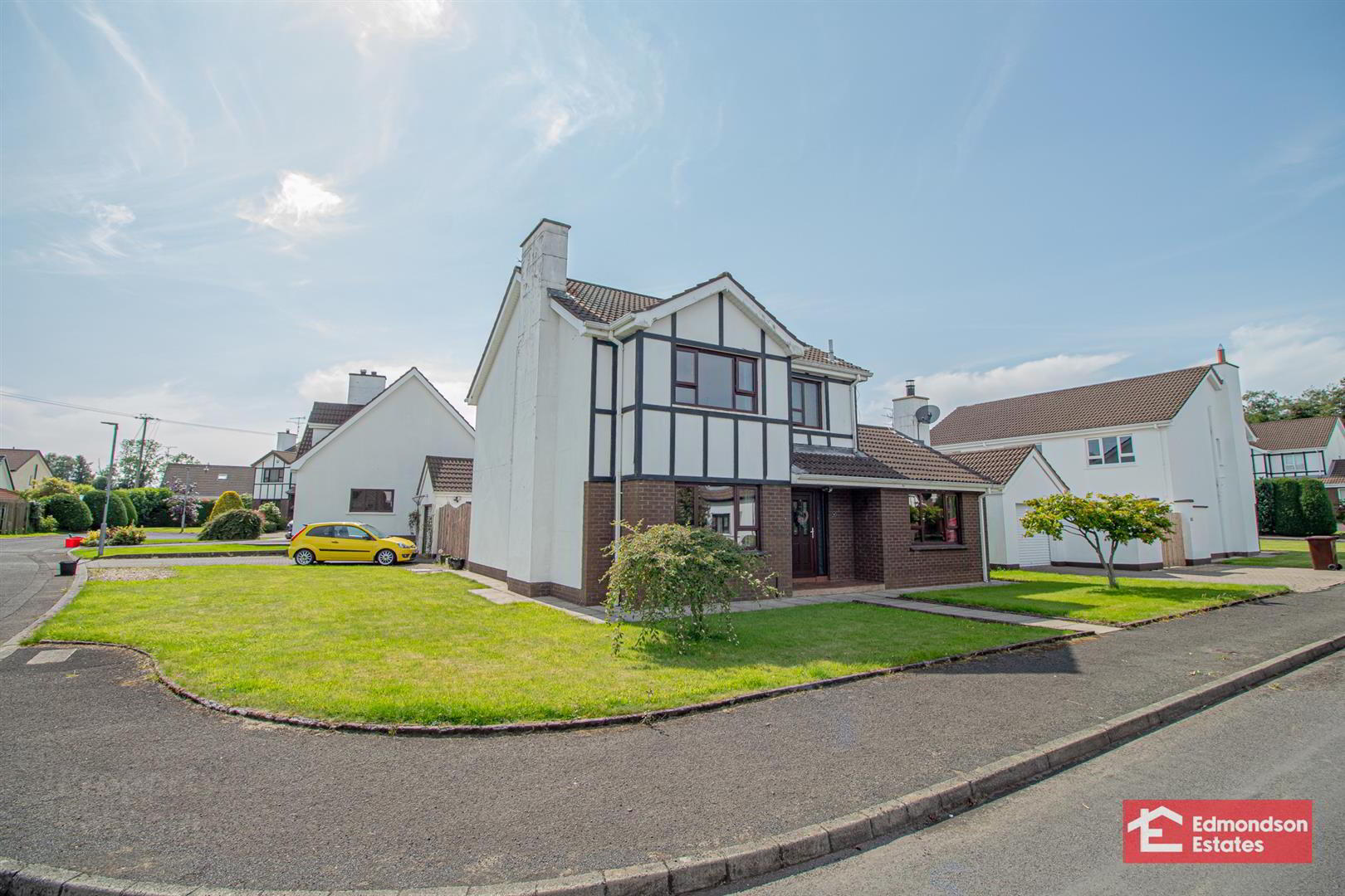 52 Gracefield 1 of 29