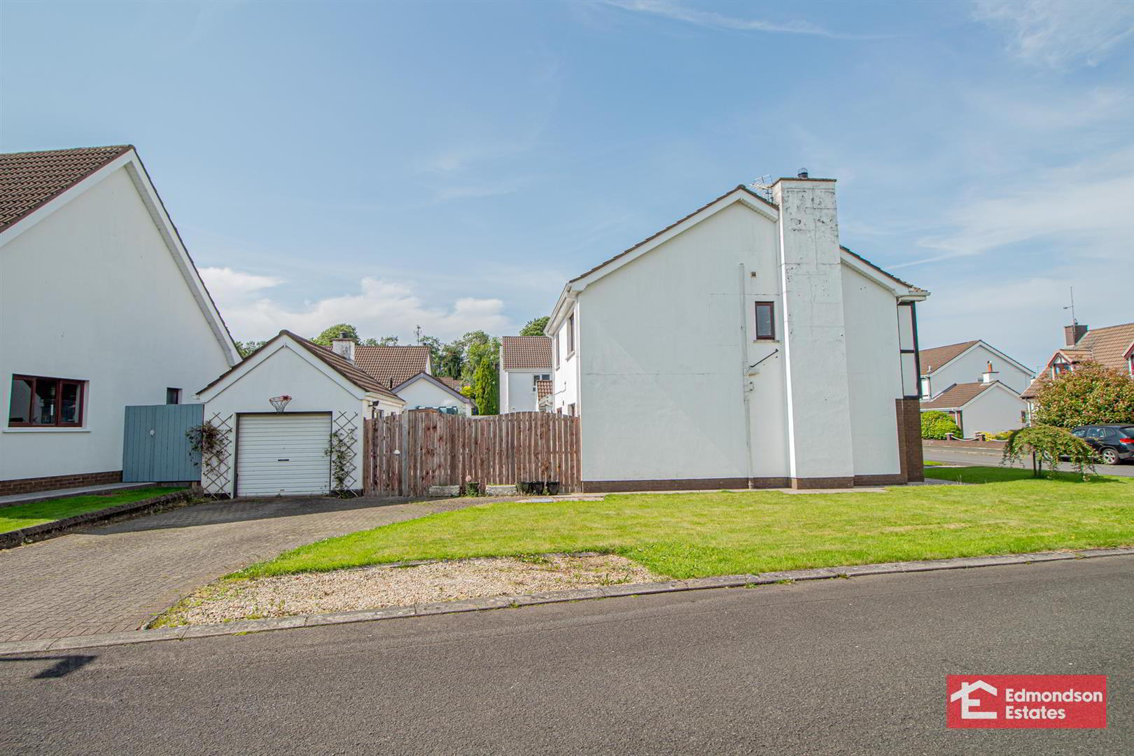 52 Gracefield 3 of 29