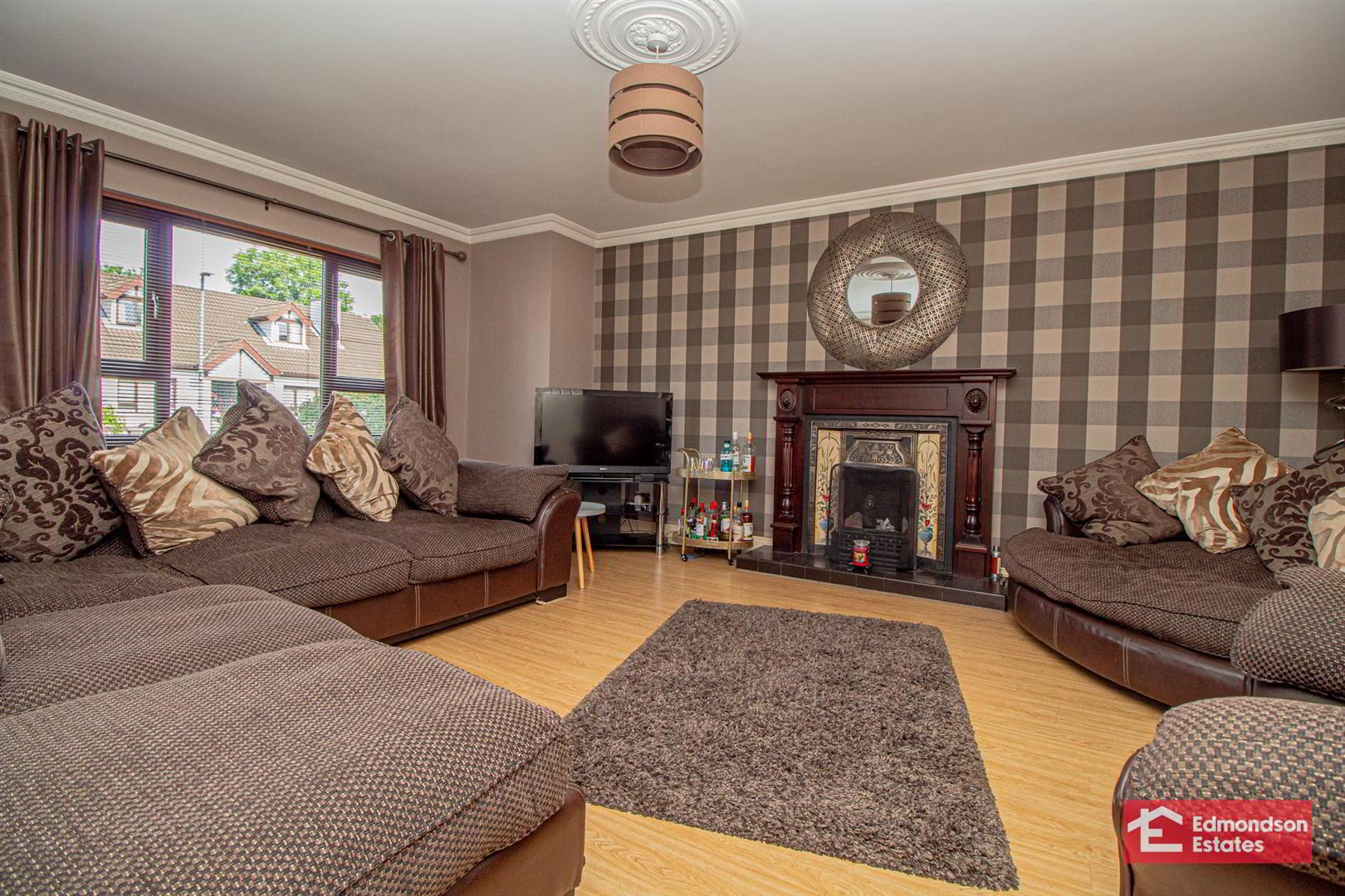 52 Gracefield 7 of 29