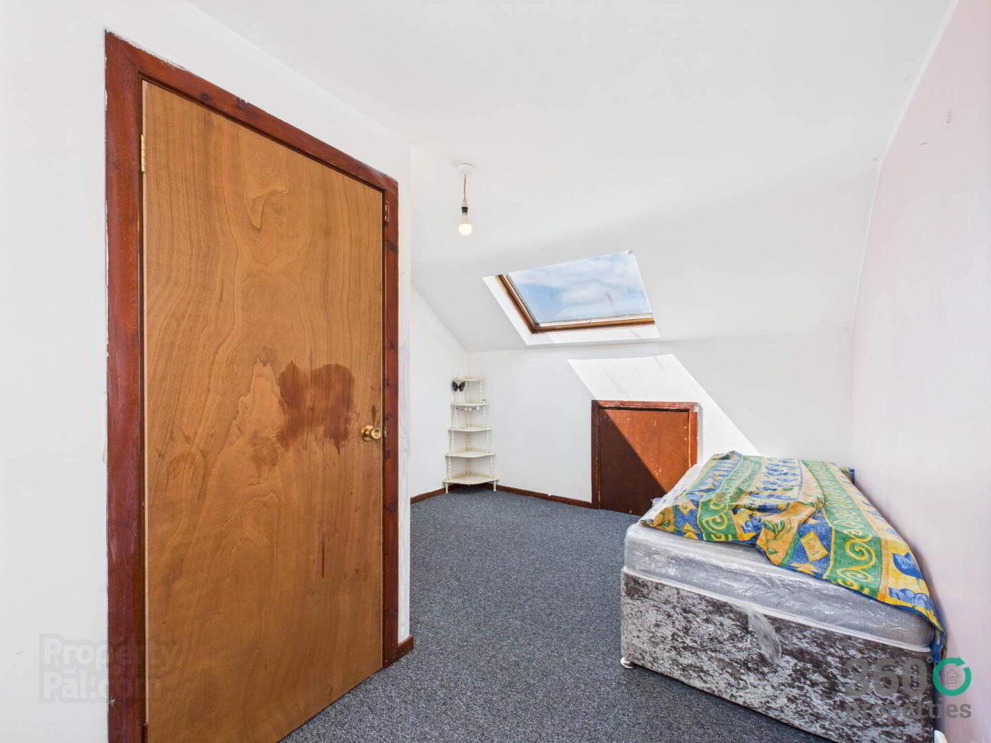 156 Queen Street 13 of 17