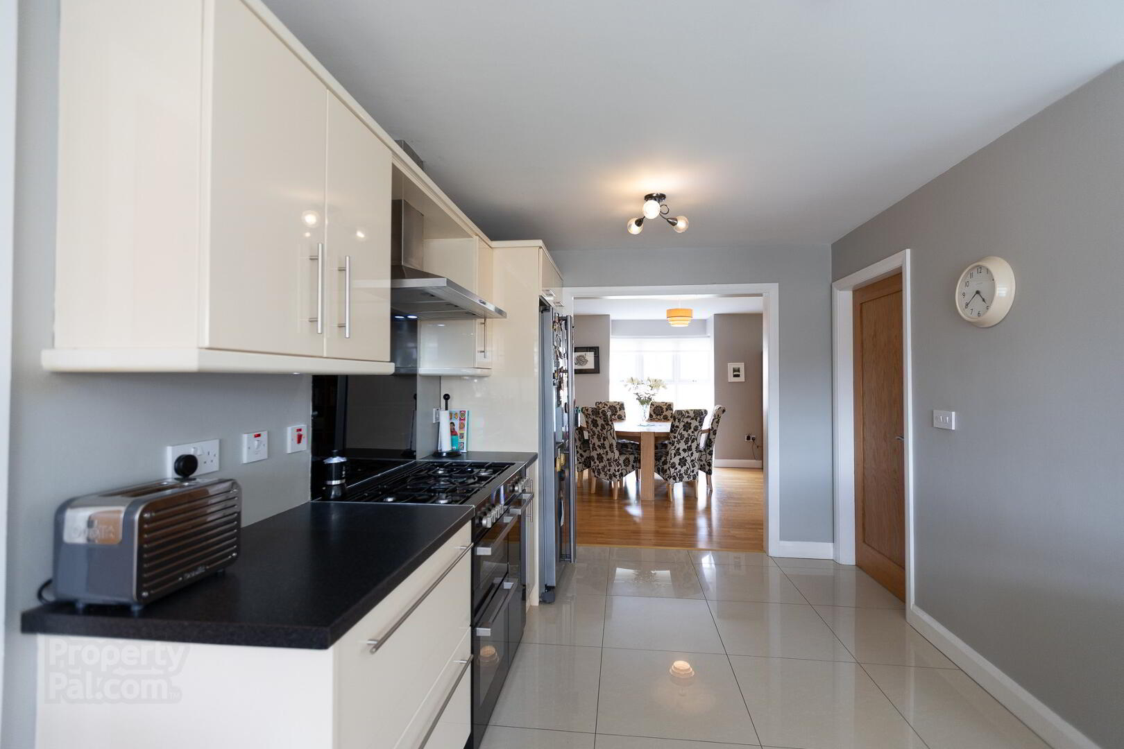 2 Bachelors Avenue 21 of 83