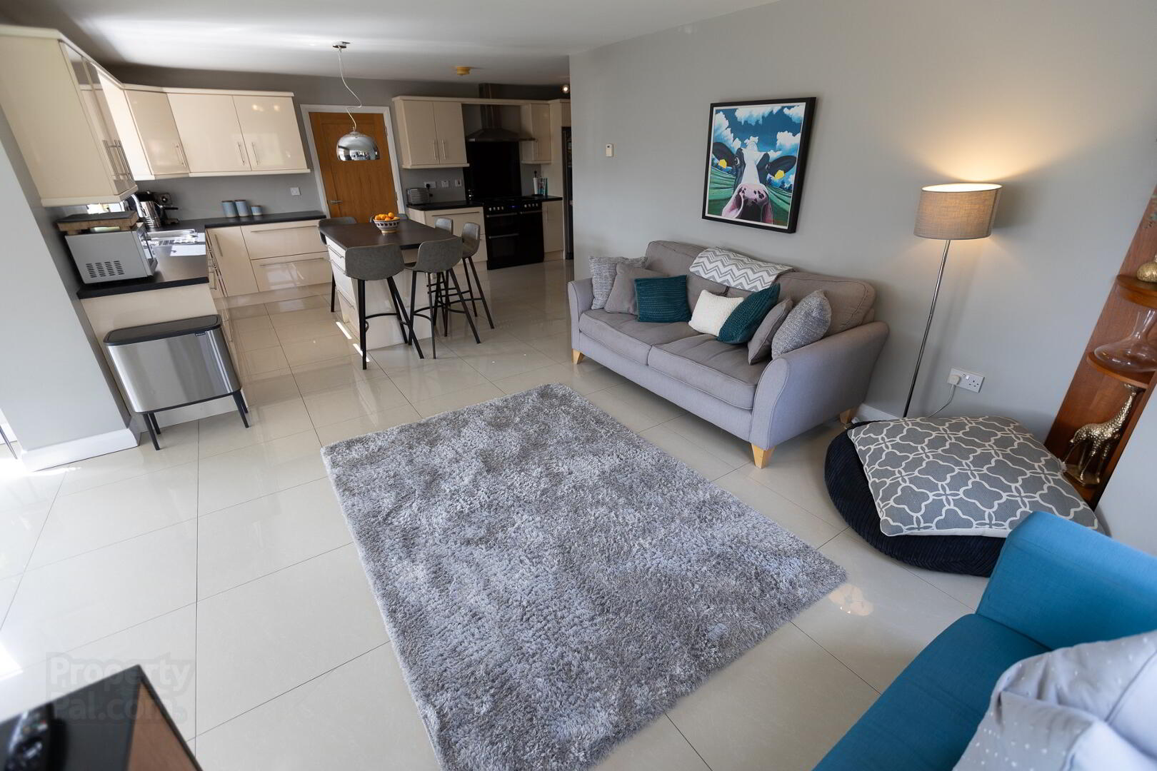 2 Bachelors Avenue 27 of 83