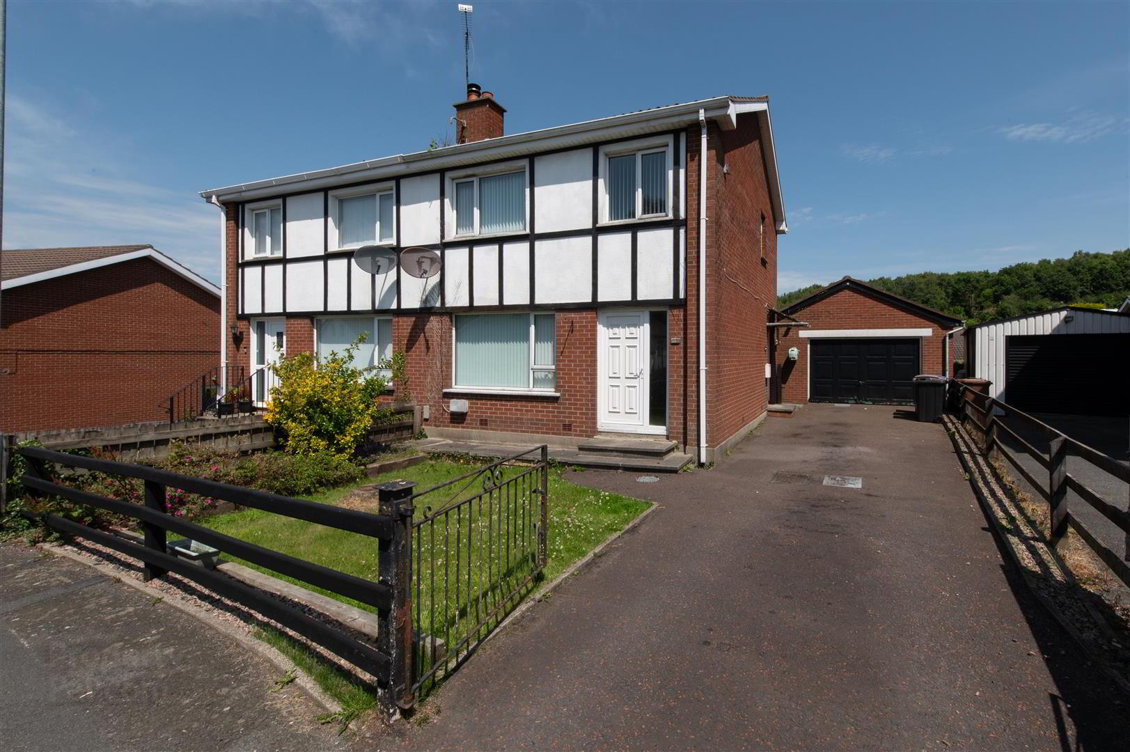 27 Craigs Road 1 of 19