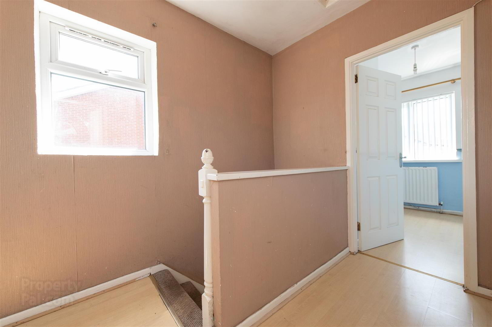 27 Craigs Road 11 of 19