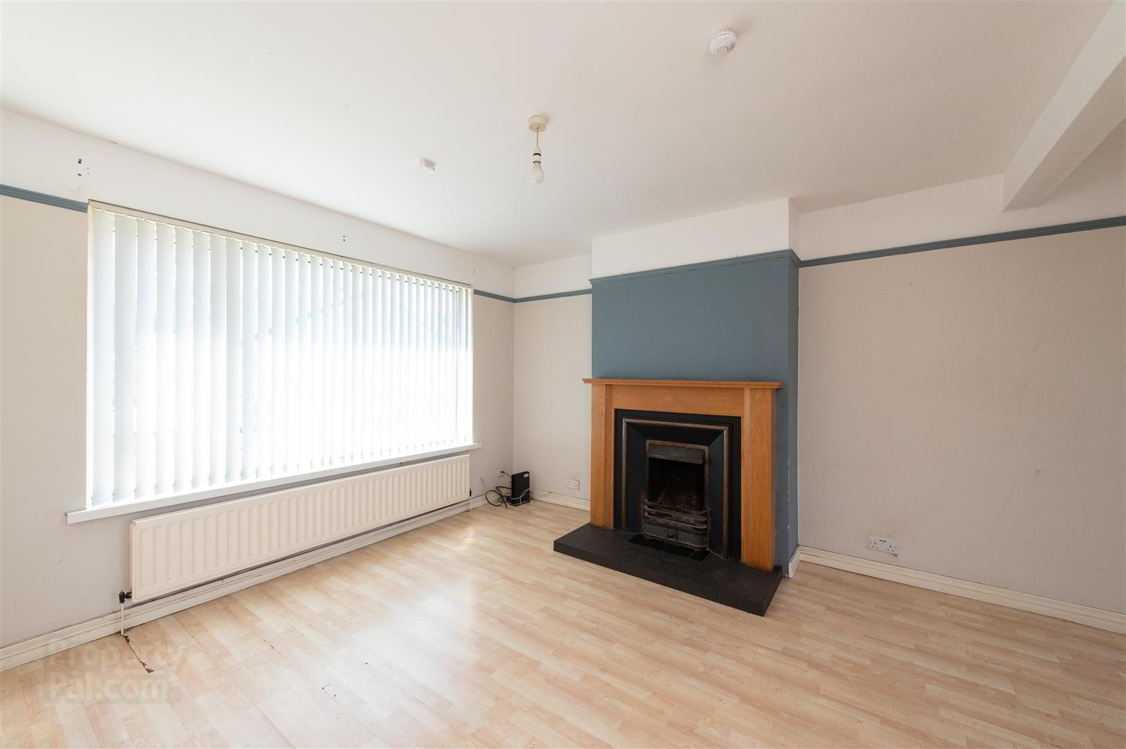 27 Craigs Road 12 of 19