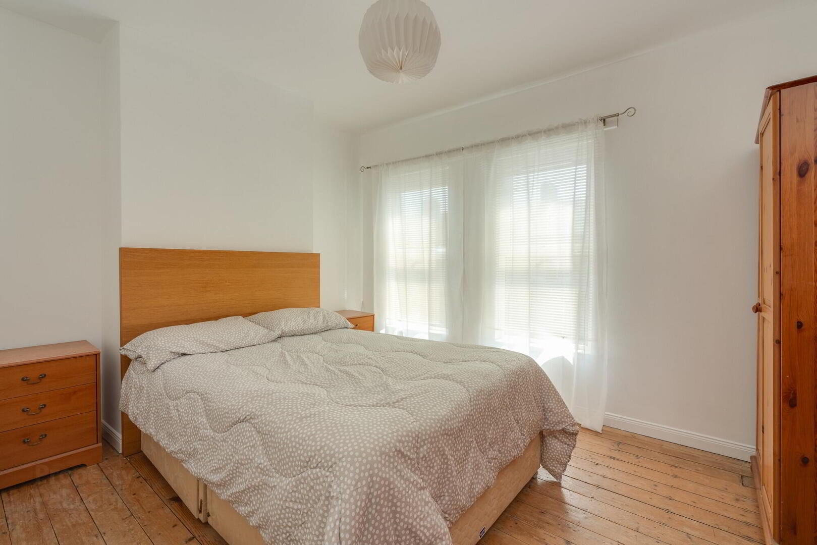 43 St Albans Gardens 9 of 11