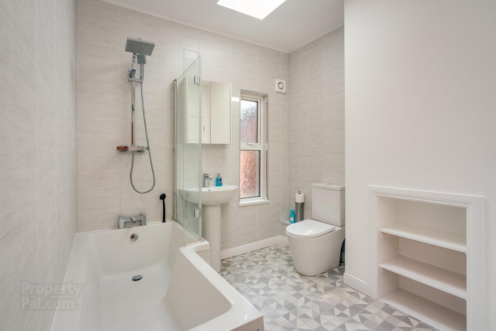 43 St Albans Gardens 11 of 11