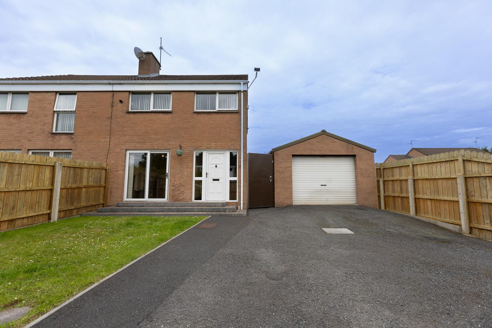 property description image