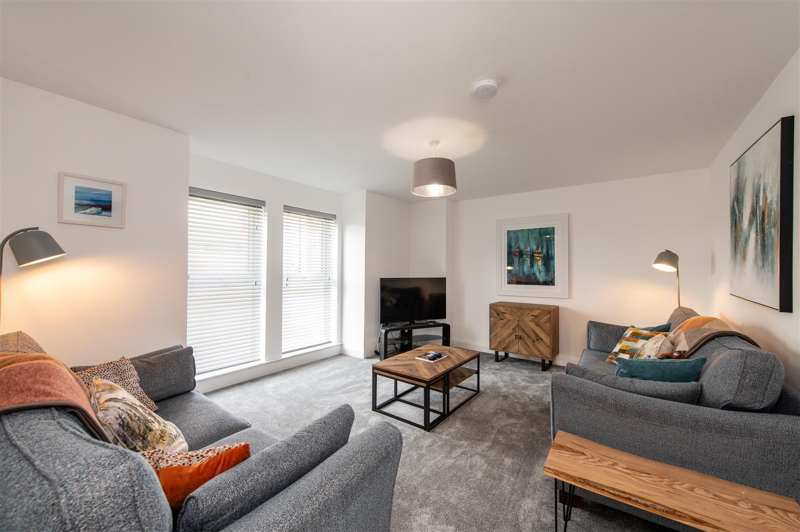 2 Baronsgrange Street 3 of 24