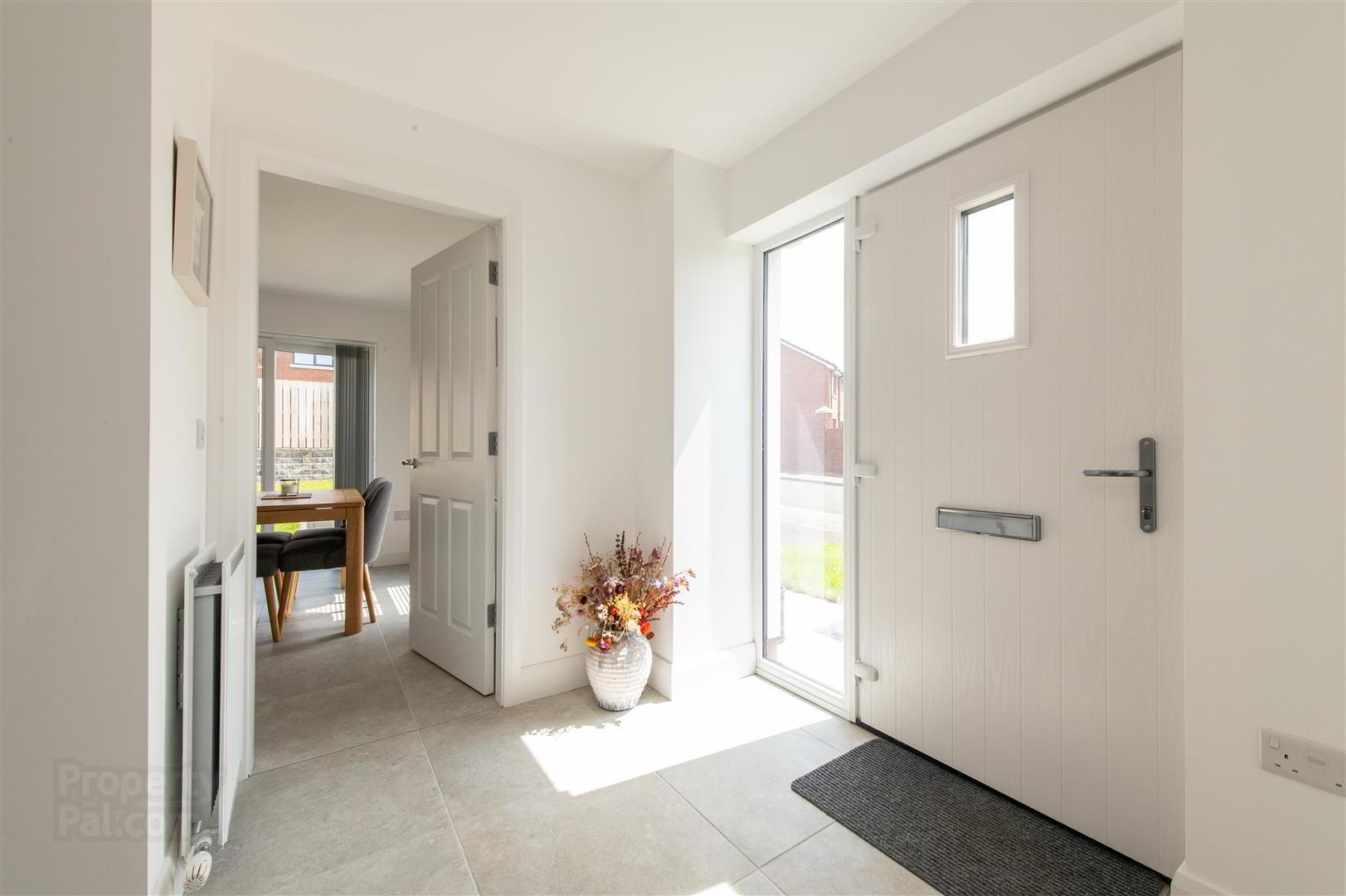 2 Baronsgrange Street 20 of 24