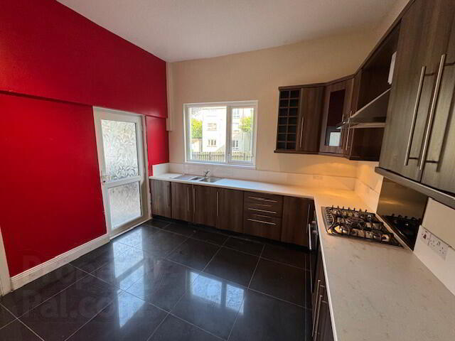 3 Adelaide Place 7 of 19