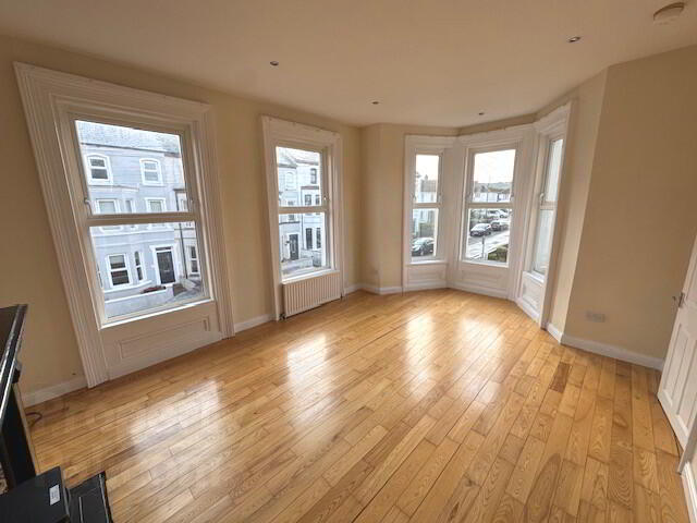 3 Adelaide Place 9 of 19