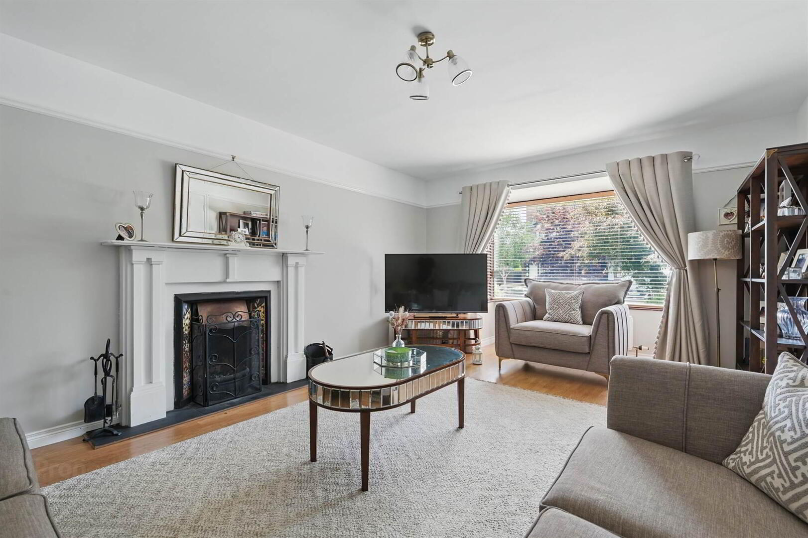 18 Lord Wardens Glen 5 of 23