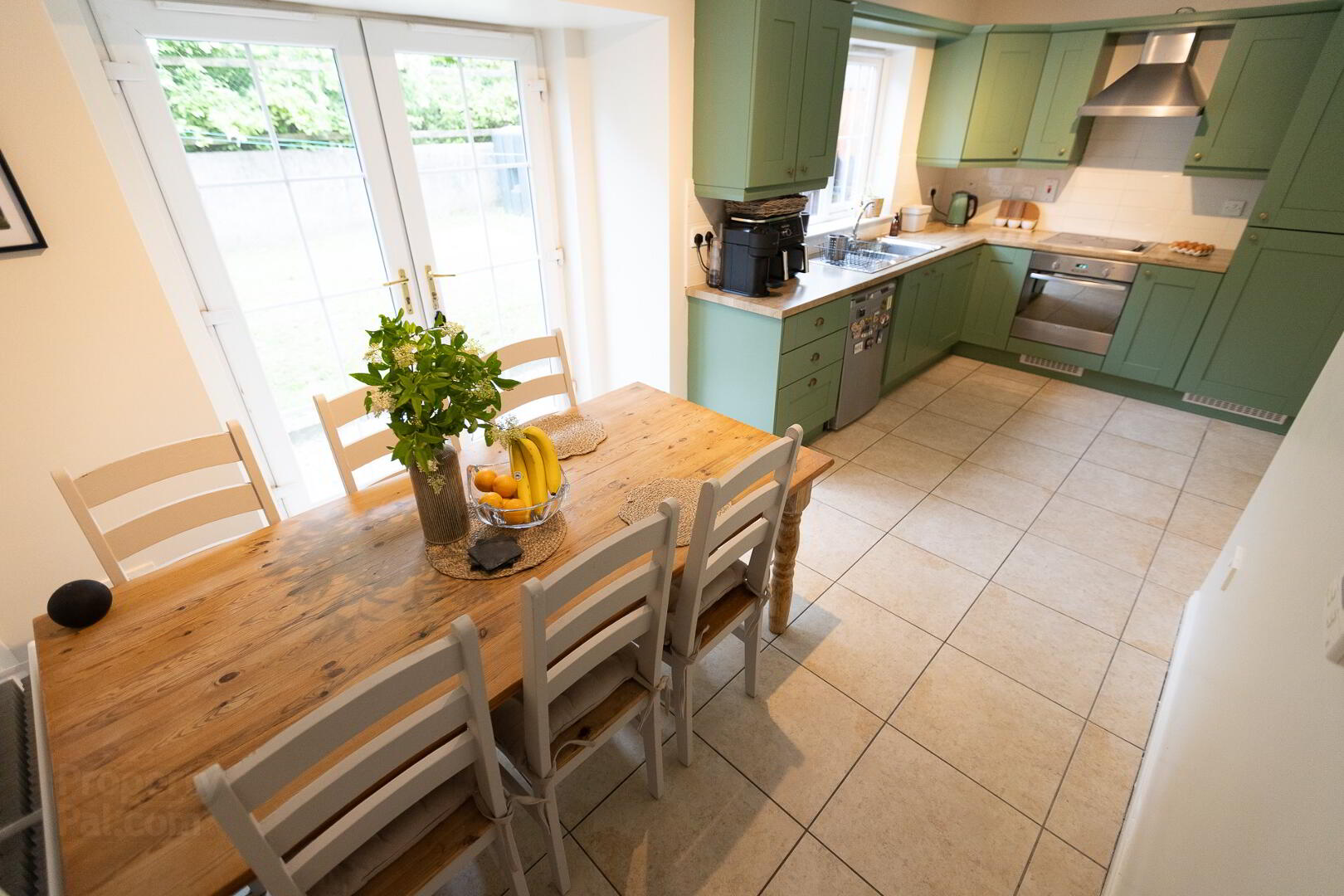 80 Bishops Hill 13 of 46