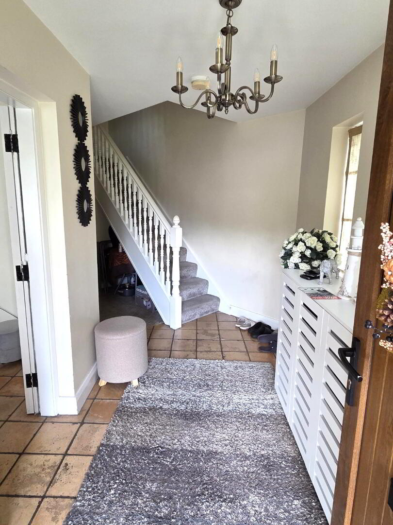 2 Parkwood Court 4 of 20