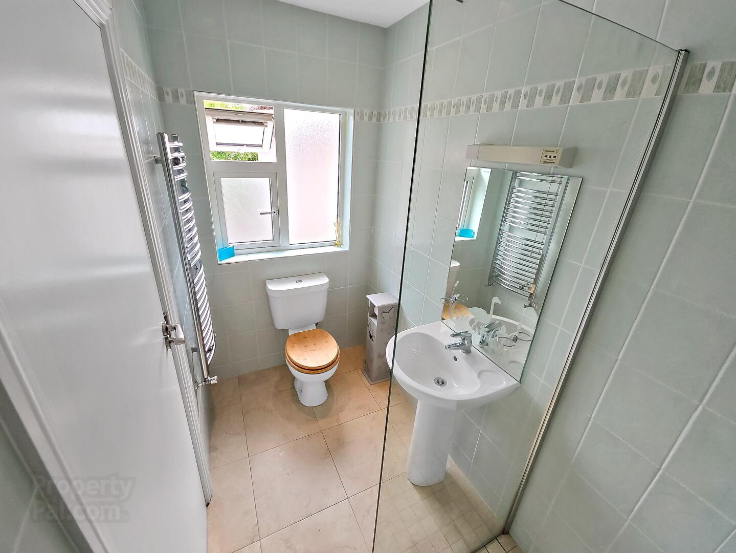 Avalon House, Gortroe 18 of 39
