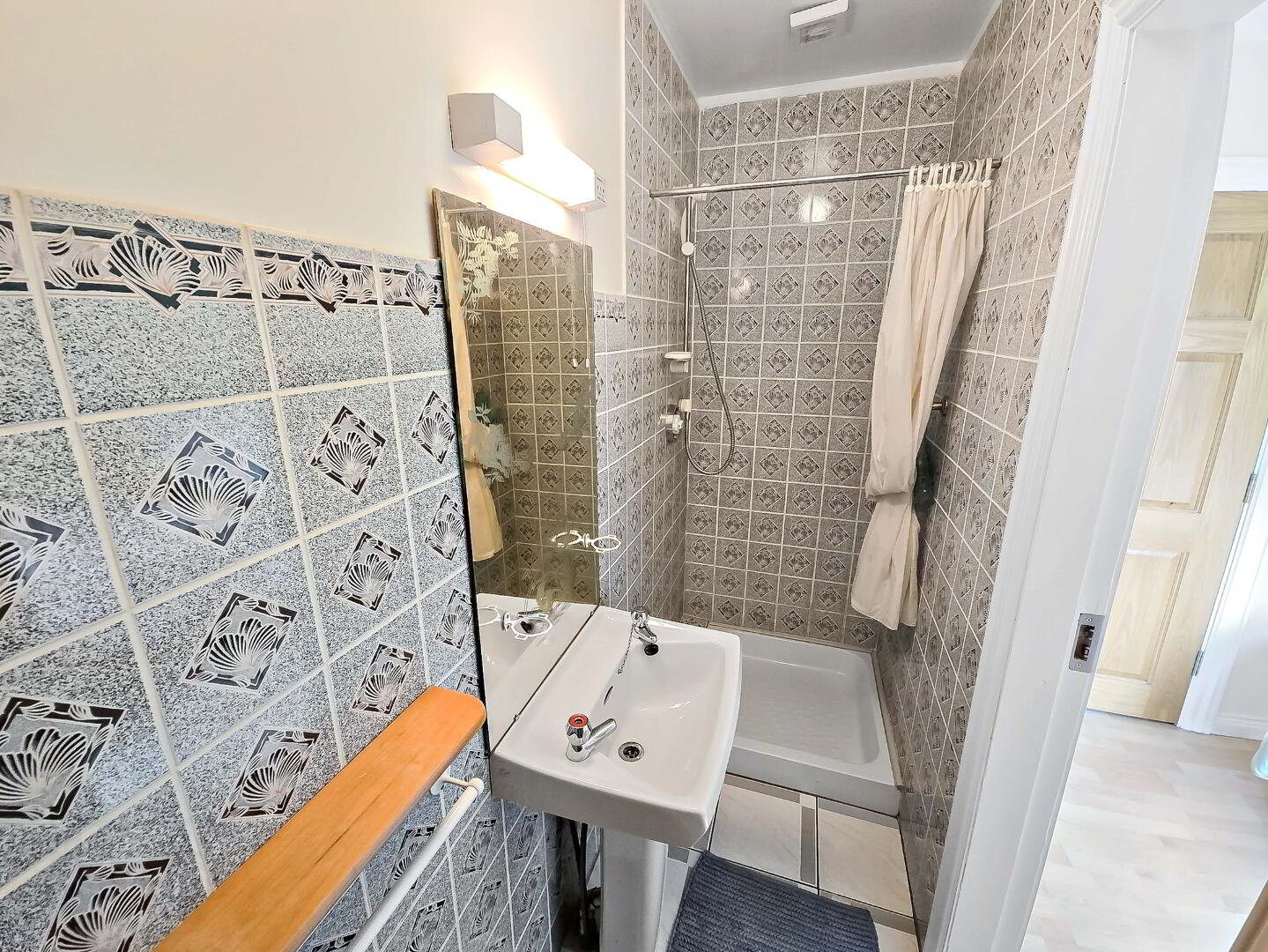 Avalon House, Gortroe 20 of 39