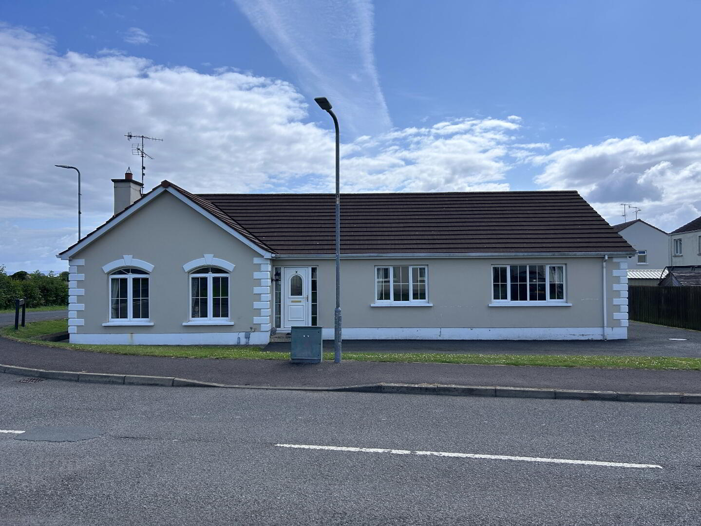 property description image