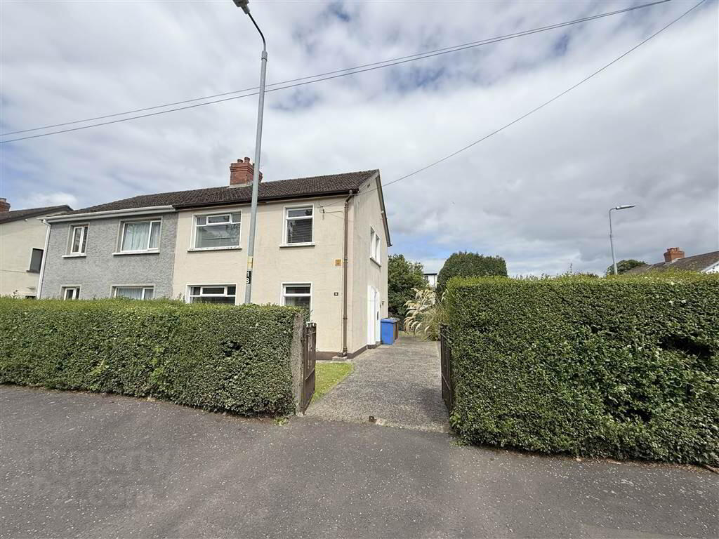 36 Downshire Park Central 1 of 16