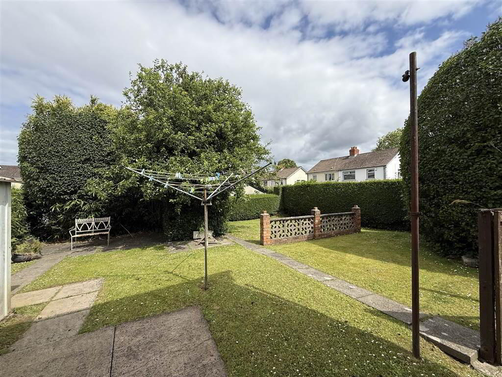 36 Downshire Park Central 14 of 16