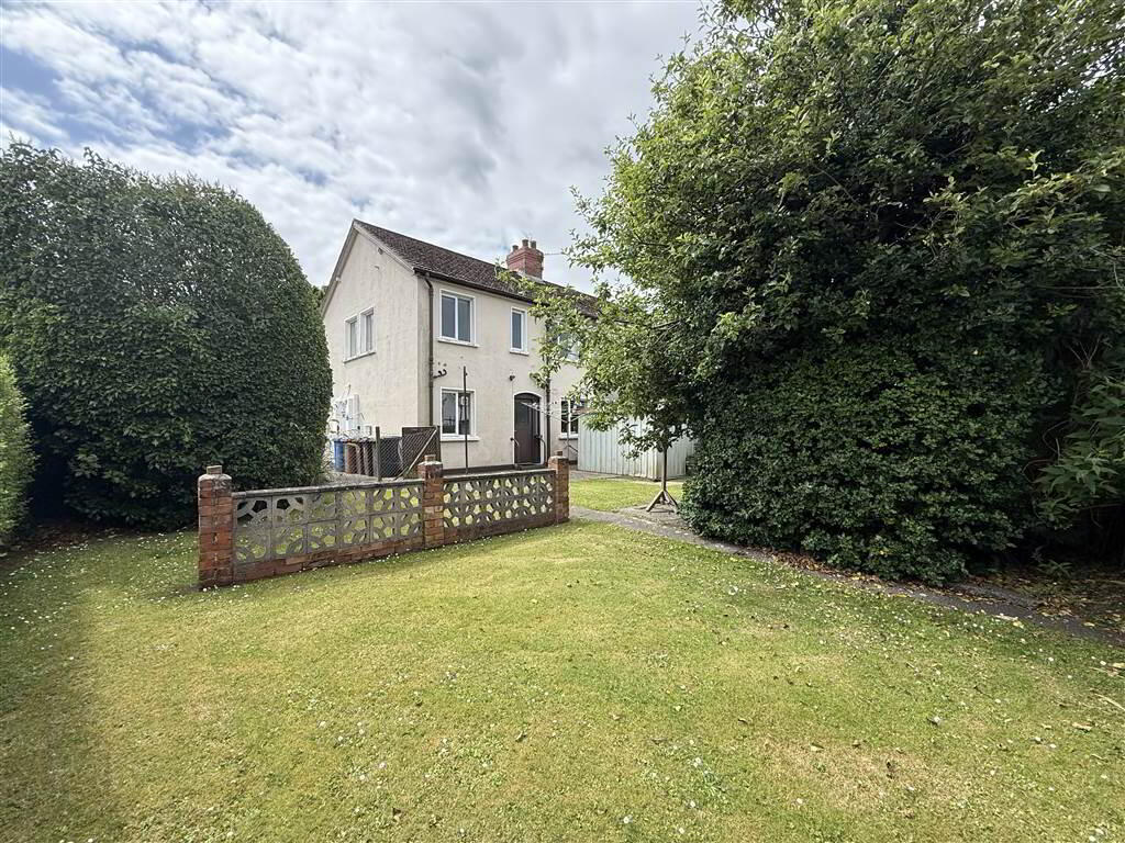 36 Downshire Park Central 13 of 16