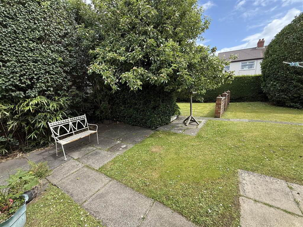 36 Downshire Park Central 15 of 16