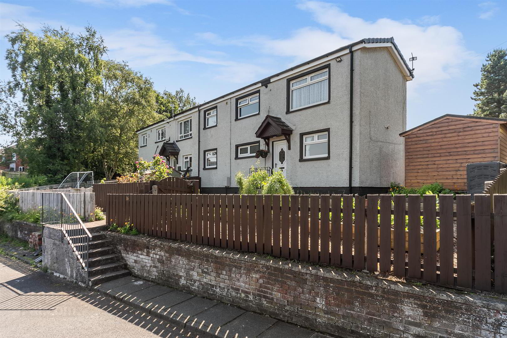 16 Lothian Avenue 1 of 19