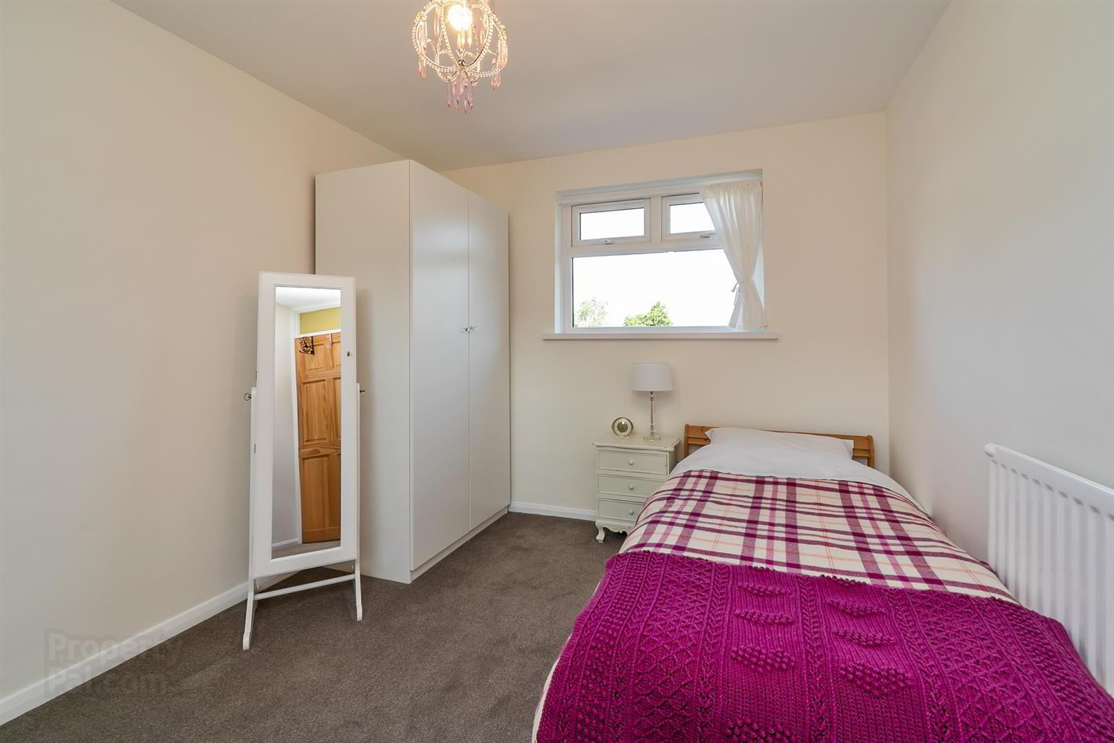 16 Lothian Avenue 16 of 19