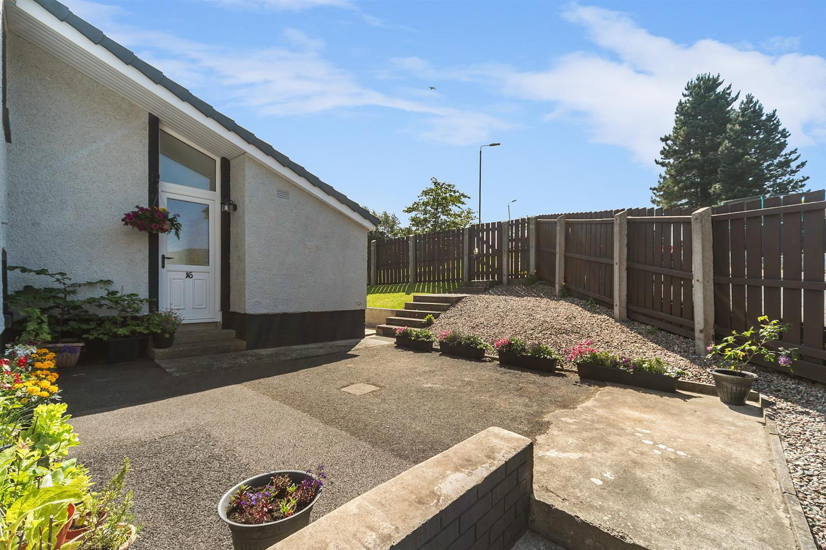 16 Lothian Avenue 19 of 19