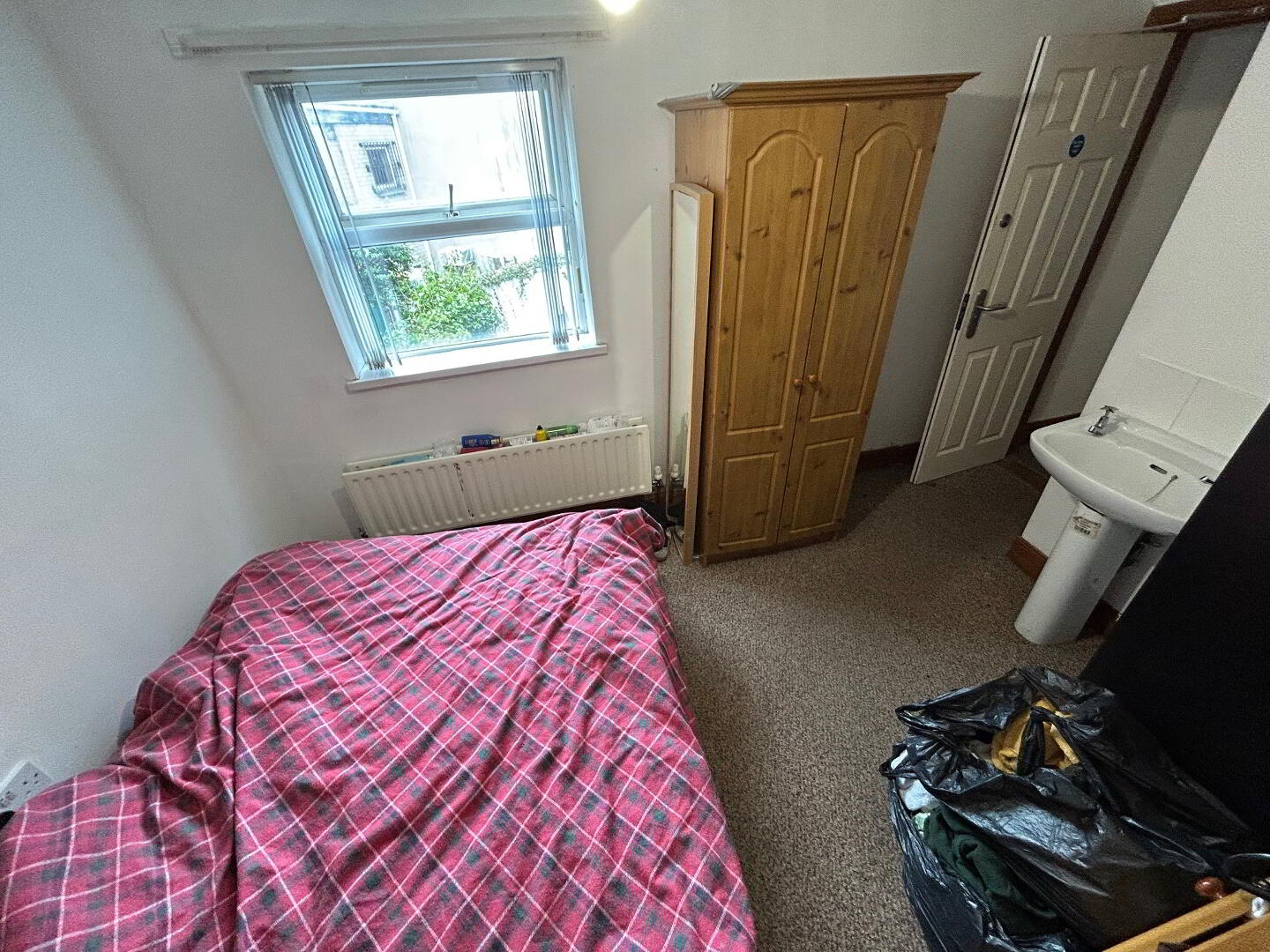 Flat 1, 5 Ashley Avenue 7 of 11