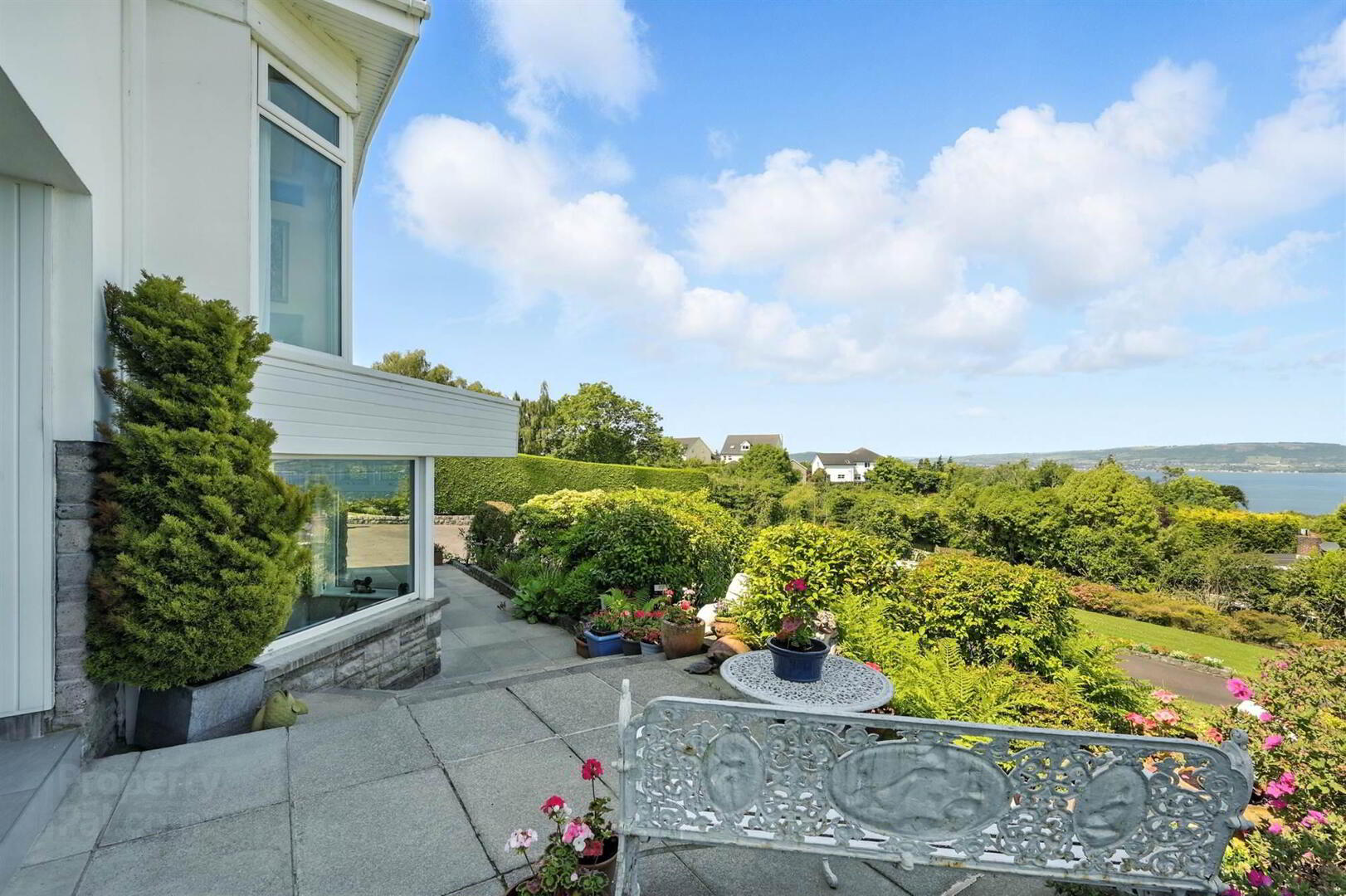 25 Larch Hill 9 of 45