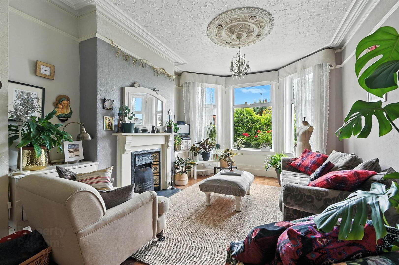 100 Upper Newtownards Road 5 of 34