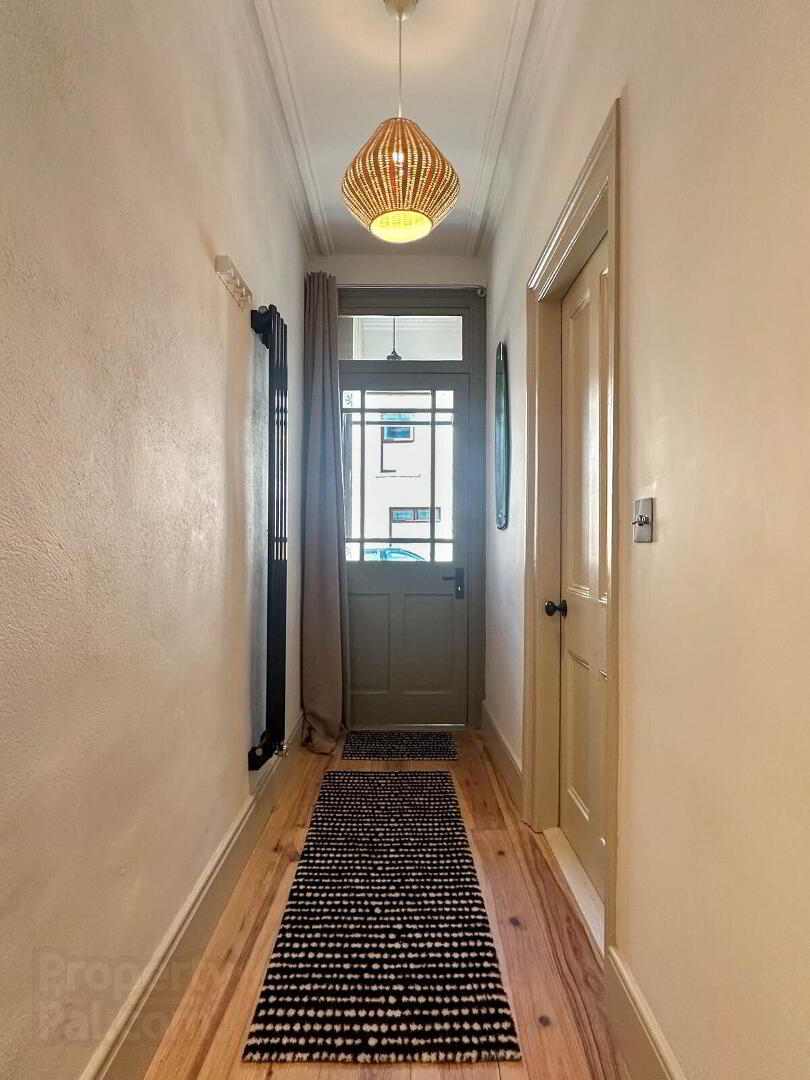 87 Main Street 5 of 61