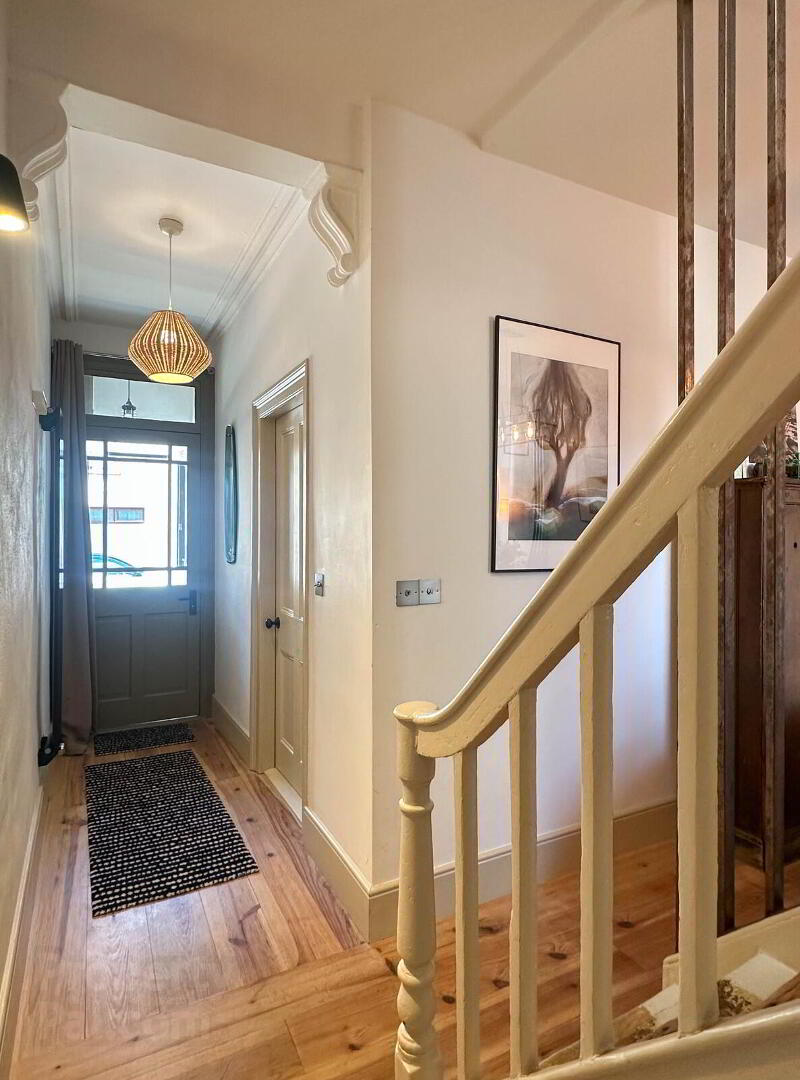 87 Main Street 6 of 61