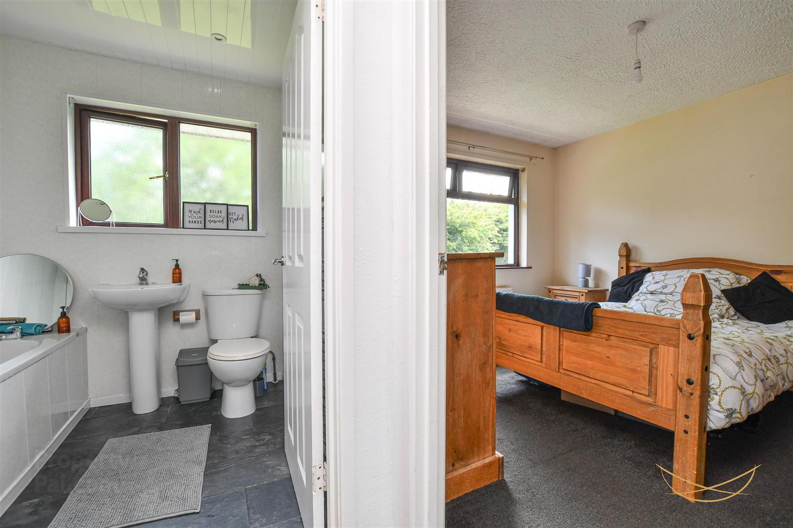 25a Clare Heights 11 of 30