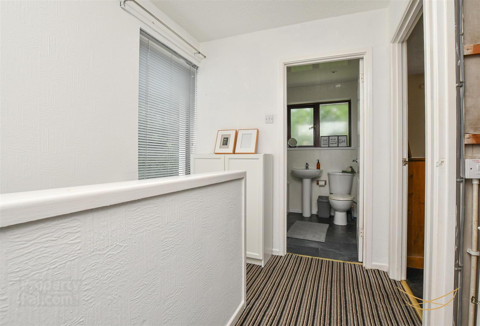 25a Clare Heights 23 of 30
