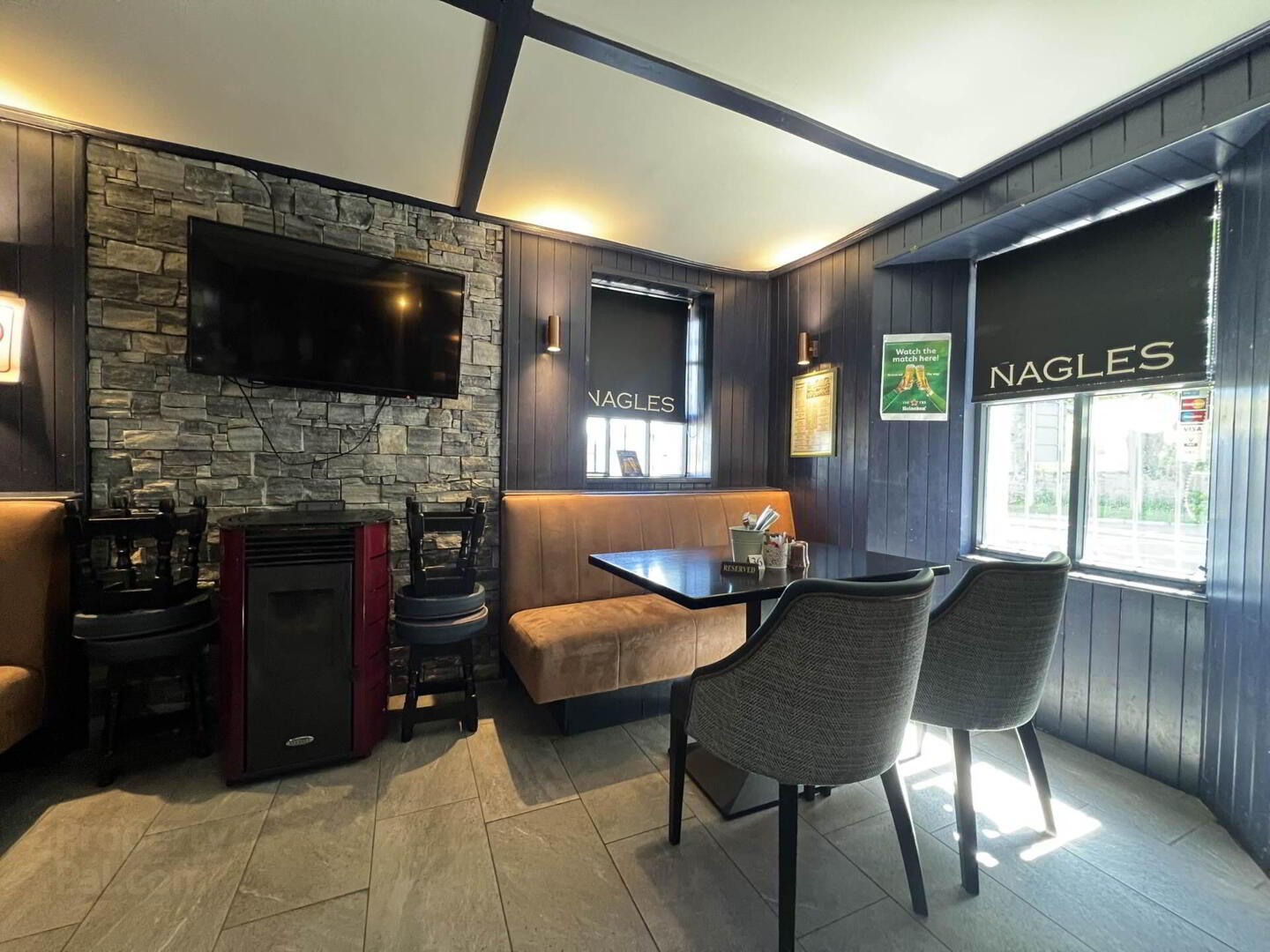 Nagle`s Bar & Accommodation 7 of 37