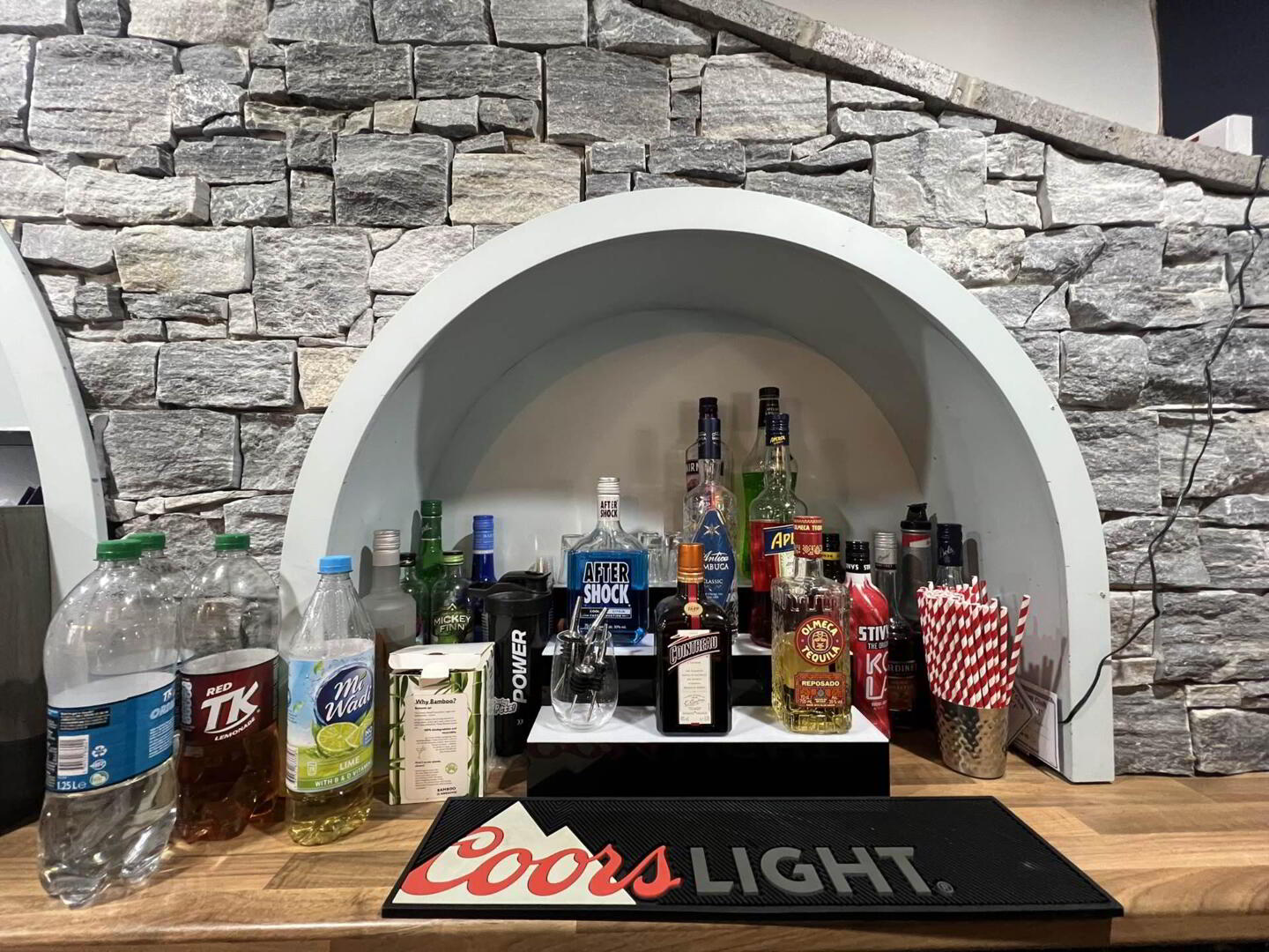 Nagle`s Bar & Accommodation 22 of 37