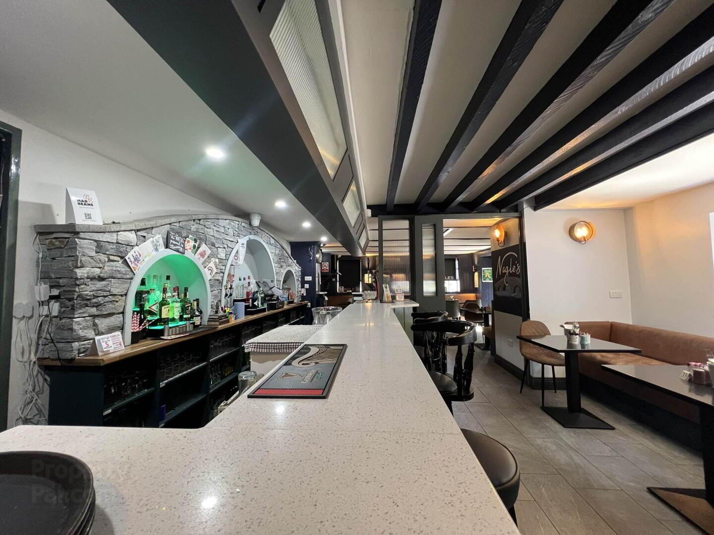 Nagle`s Bar & Accommodation 20 of 37