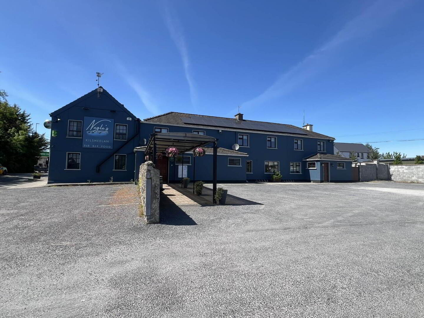 Nagle`s Bar & Accommodation 32 of 37
