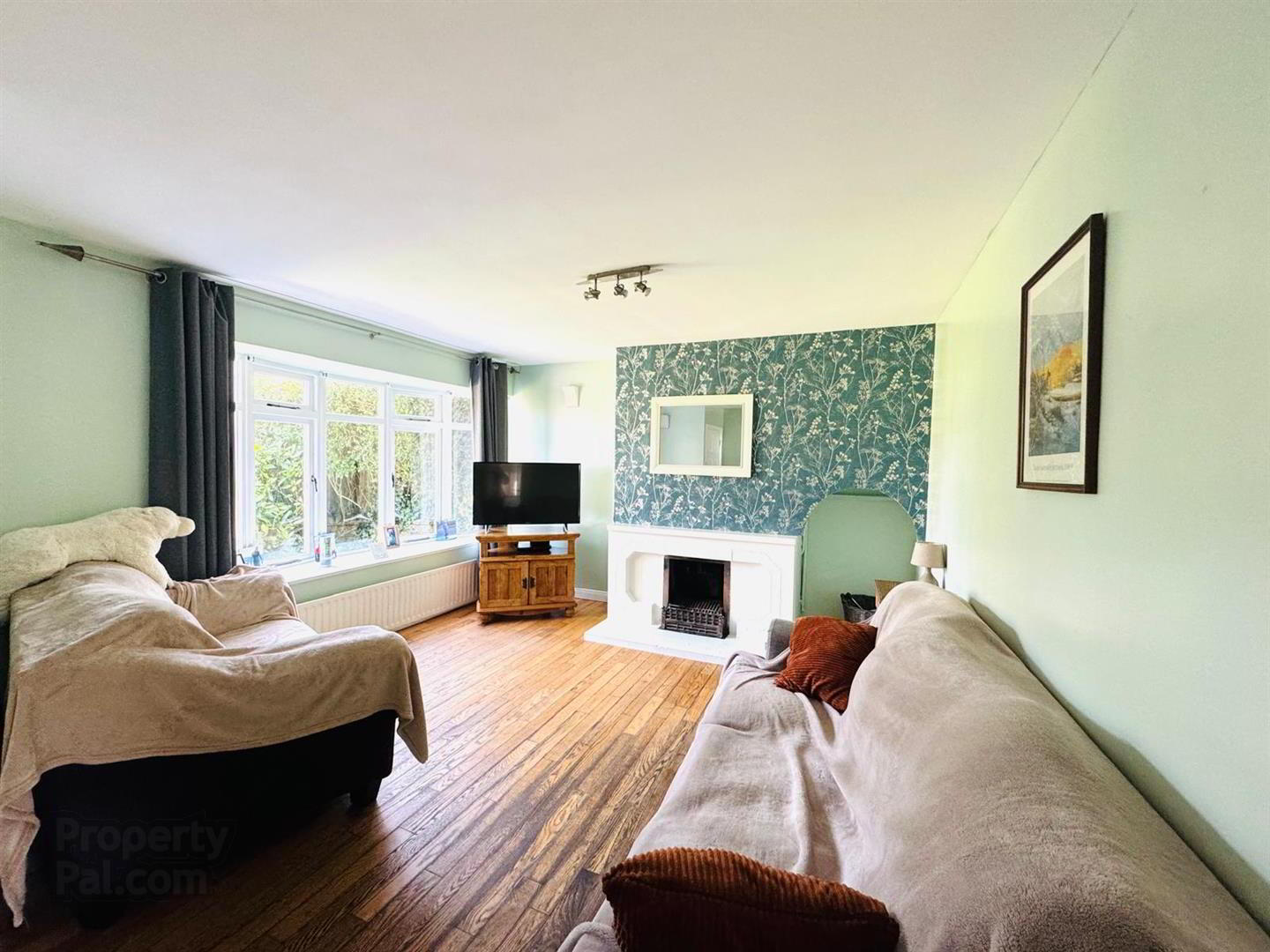6 Greenwood Avenue 5 of 17