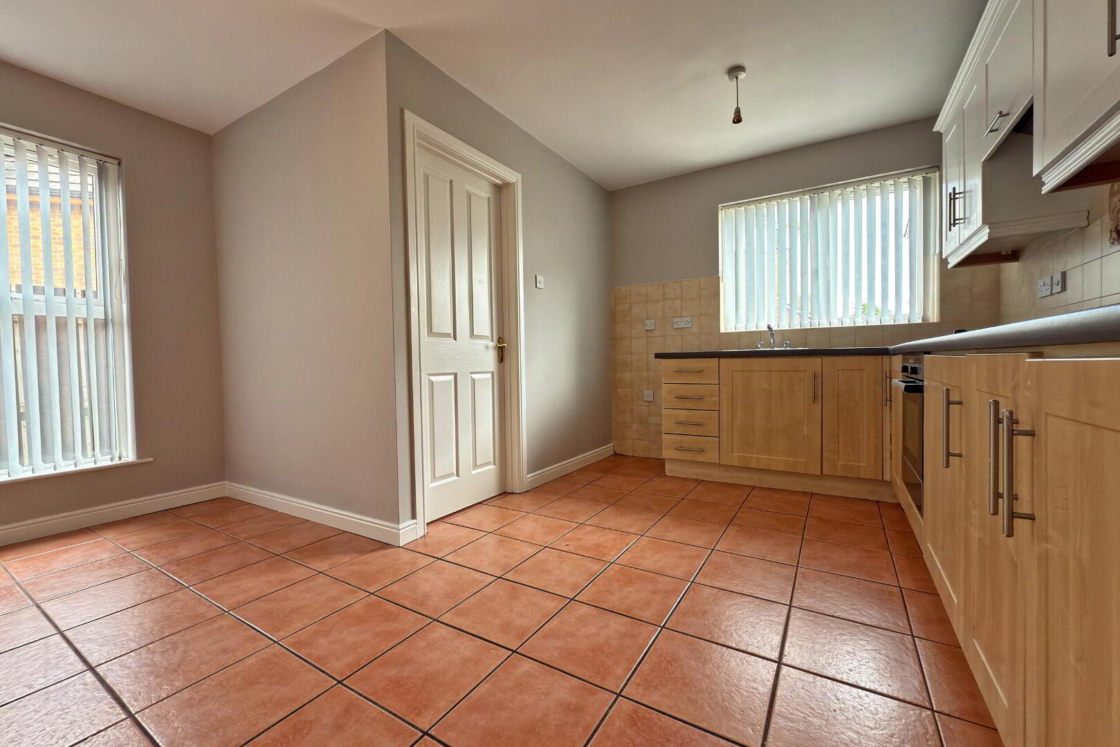 18 Millfort Close 3 of 14