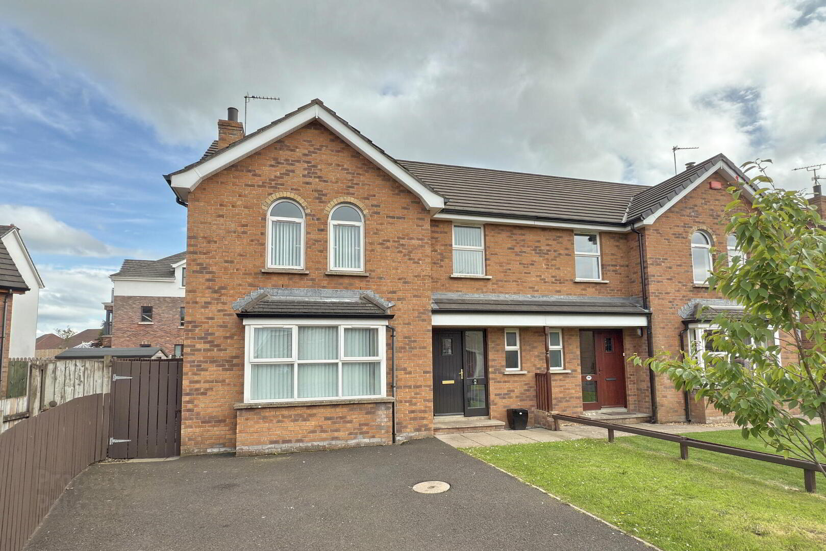 18 Millfort Close 1 of 14