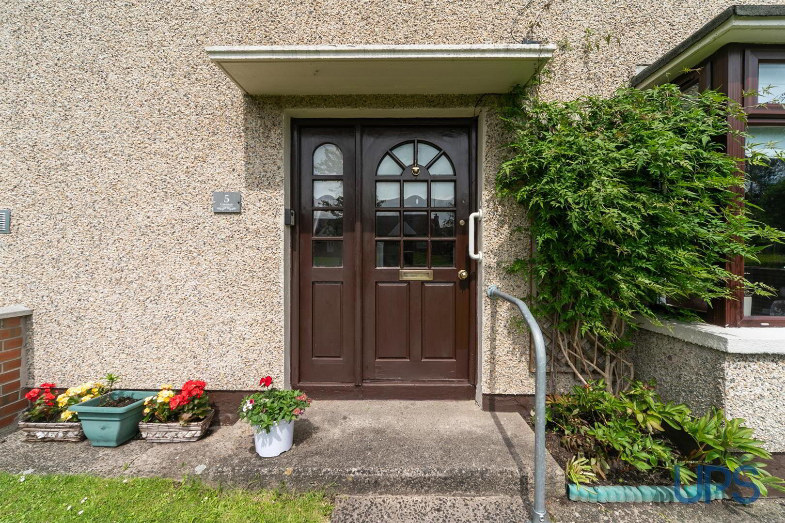 property description image